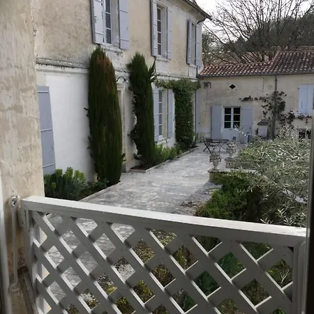 La Jauberthie Bed and breakfast