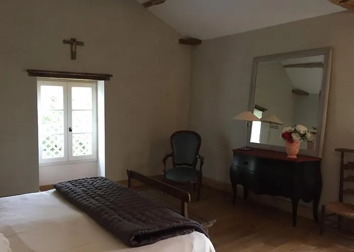 Alojamento de Acomodação e Pequeno-almoço La Jauberthie 3*